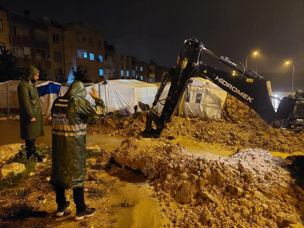 Şanlıurfa ve Adıyaman'ı sel vurdu: 5 can kaybı - 14