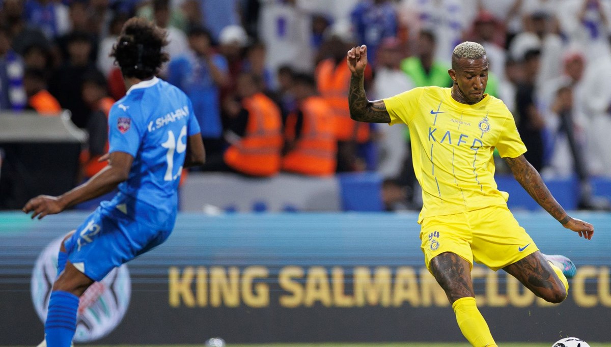 Anderson Talisca, Al-Nassr'da kadro dışı bırakıldı! Anderson Talisca, Al-Nassr'da kadro dışı bırakıldı!