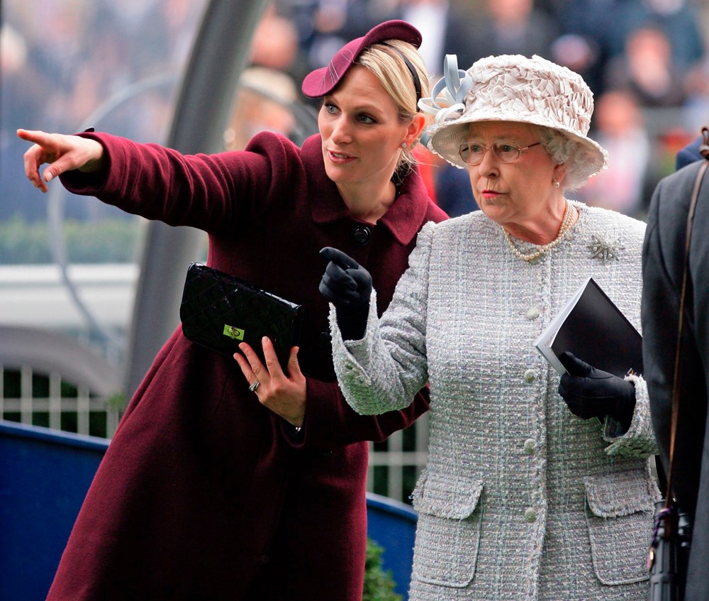 Kraliçe Elizabeth'in büyük torunu Zara Tindall üçüncü çocuğuna hamile - 1