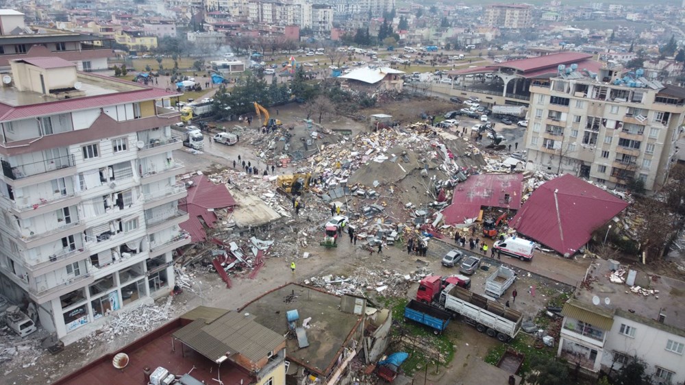 Türkiye yasta | Depremin vurduğu 10 ilden çarpıcı fotoğraflar... - 35