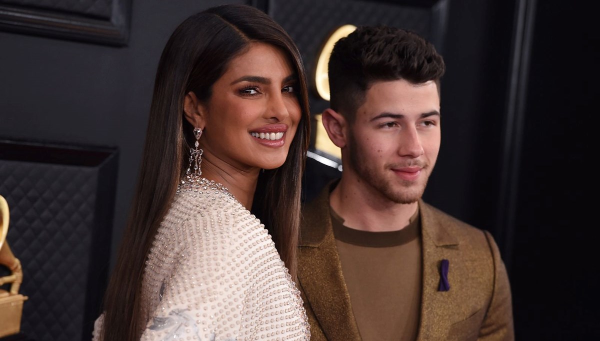 Priyanka Chopra ve Nick Jonas'ın bebek sevinci