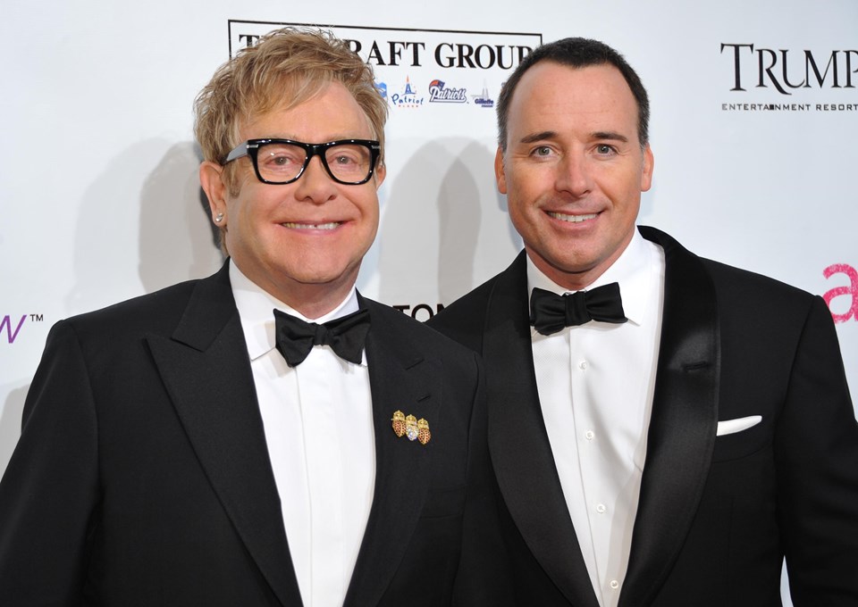 Elton John ile David Furnish 1993'ten beri beraberler.


