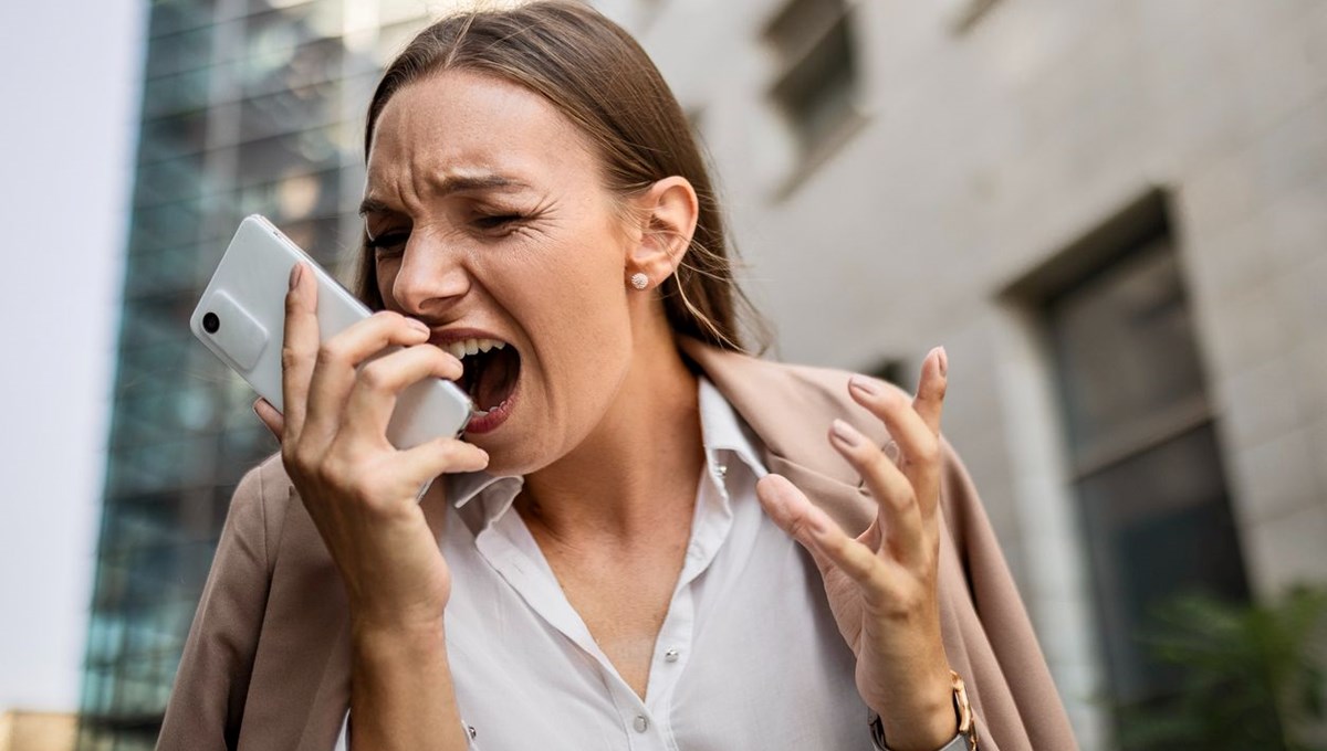 Yaş kadınlarda öfkeyi etkiliyor mu?