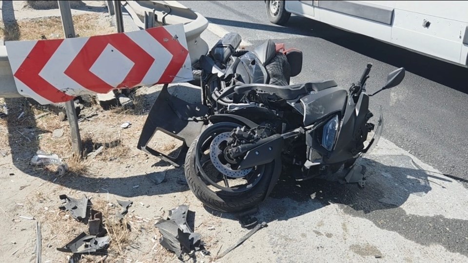 TEM'de feci kaza: Motosiklet sürücüsü yaşamını yitirdi - 1