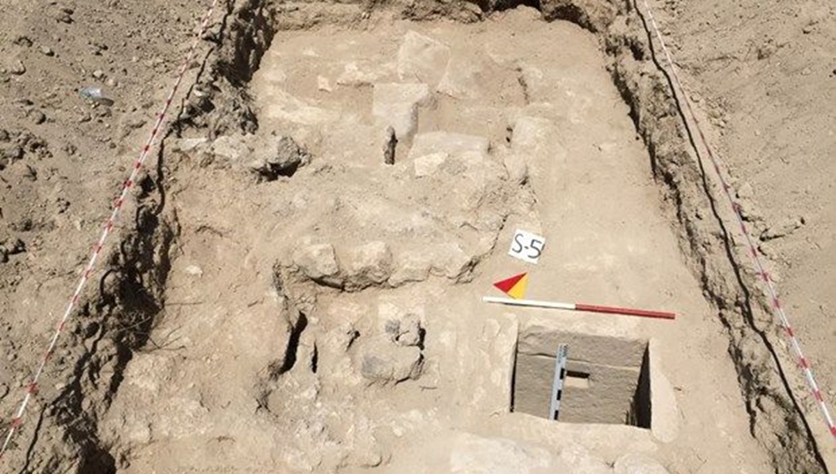 Niğde Tyana Antik Kenti'nde Roma dönemine ait mermerden kadın figürü bulundu