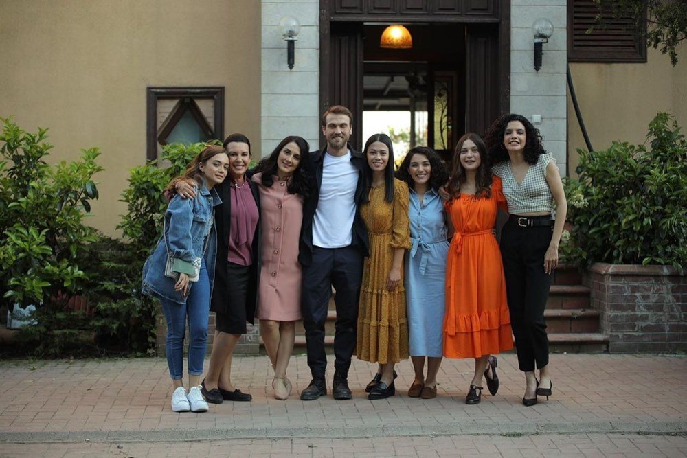 Çukur oyuncularının kamera arkası pozları - 5