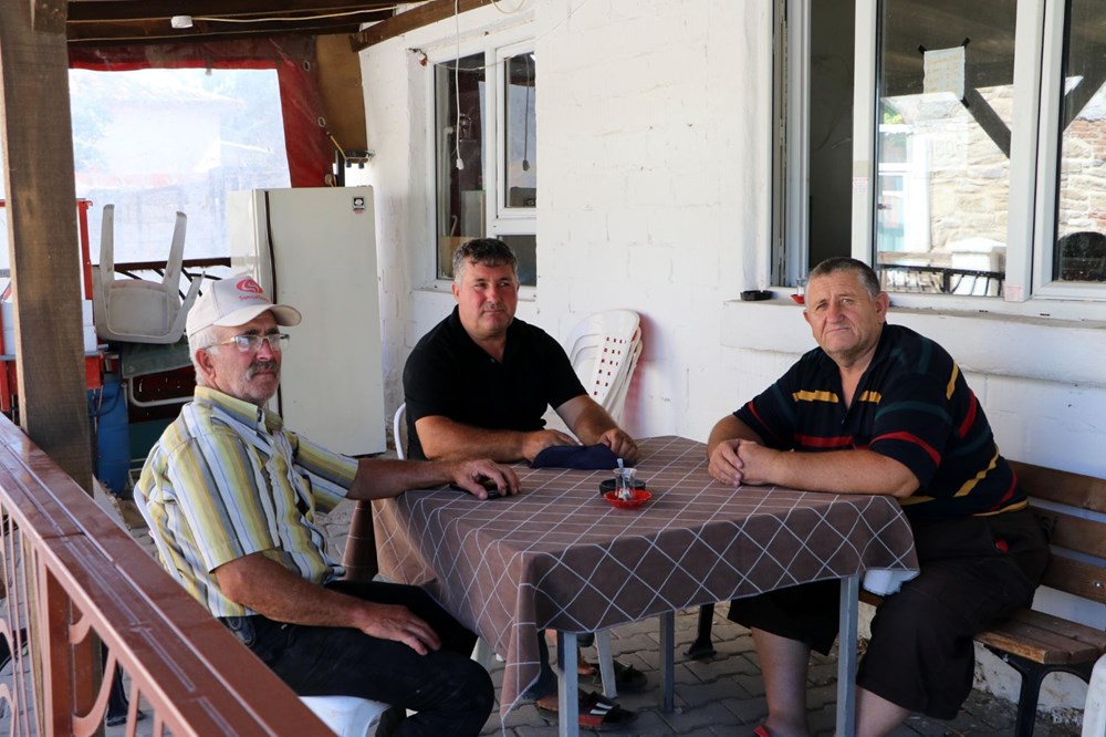 'Çıplak' köyünün 'çıplaklar kampı' sanılmasına köylü halkından tepki - 3