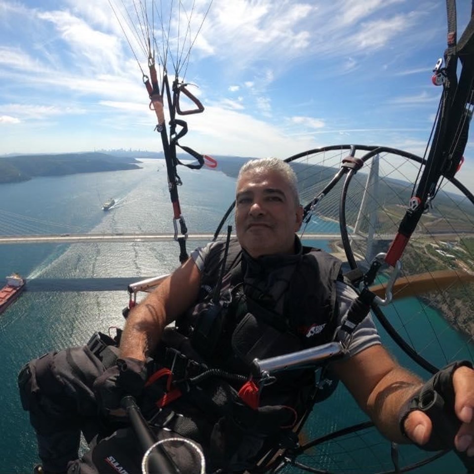 Büyükçekmece'de paramotor teknelerin üzerine düştü - 1