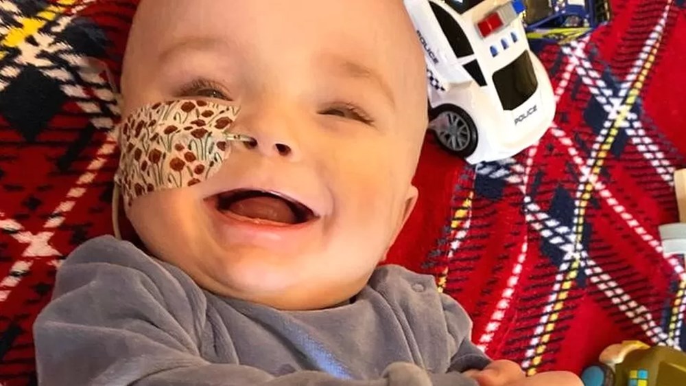 Baby given. Baby smiles игрушка. Младенец. Baby given. Маленький малыш.