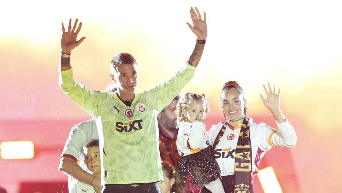 Özbek ve Muslera'dan açıklamalar Özbek ve Muslera'dan açıklamalar