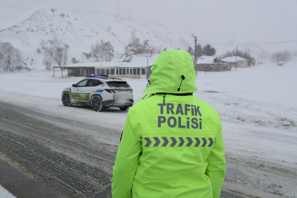 İstanbul’da kar tipiye dönüştü: Bugün kar yağacak mı? İstanbul’da öğleden sonraya dikkat! - 6
