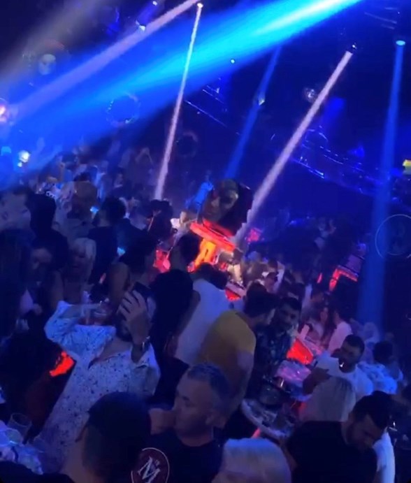 Istanbul Daki Gece Kuluplerinde Korkutan Goruntuler Ntv