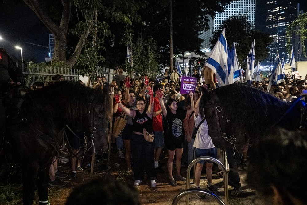 İsrail'de Netanyahu karşıtı gösteri: On binlerce kişi ateşkes talep etti - 18