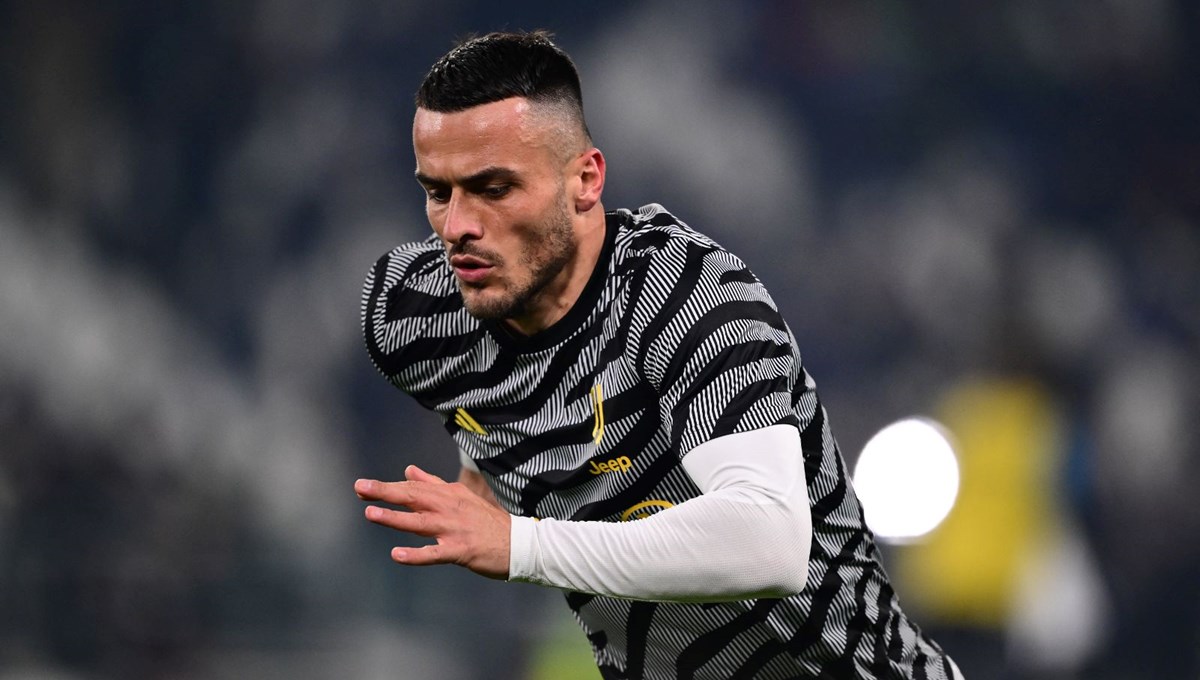 Filip Kostic kimdir? Galatasaray'ın transfer gündemindeki Filip Kostic hangi mevkide oynuyor?