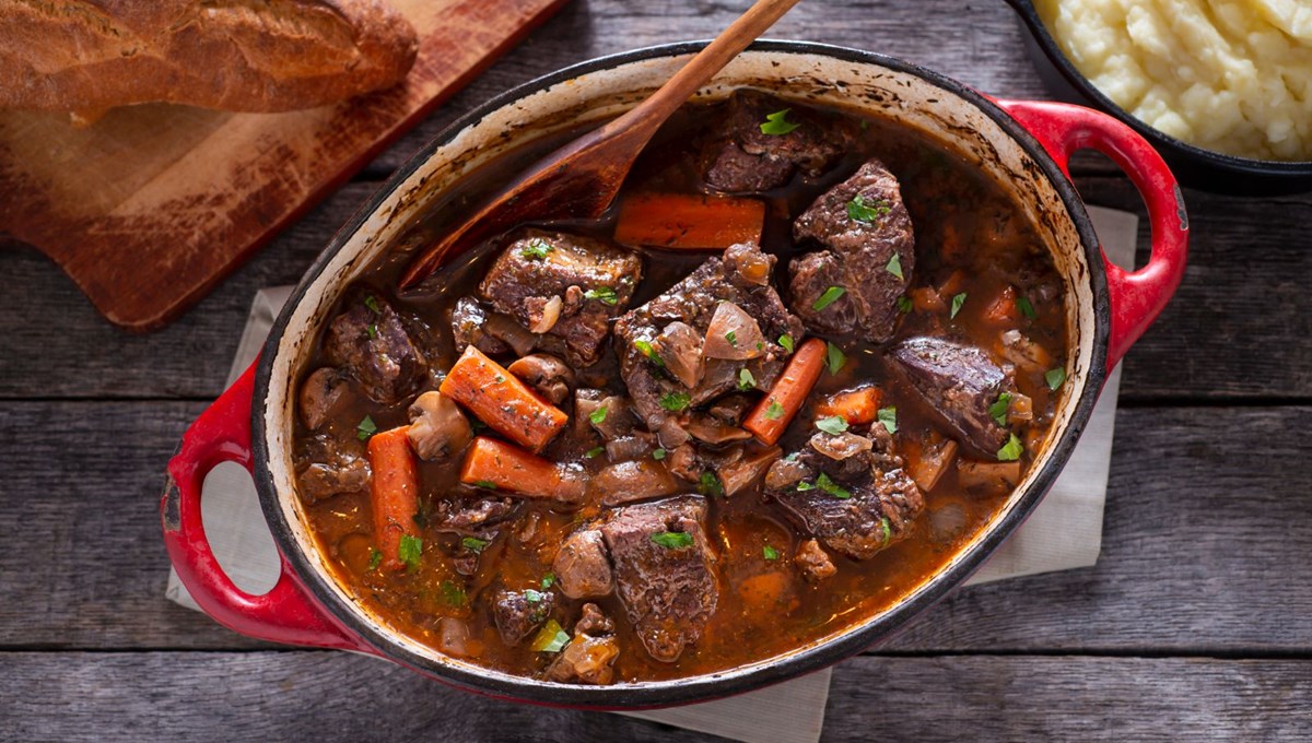 Boeuf Bourguignon tarifi