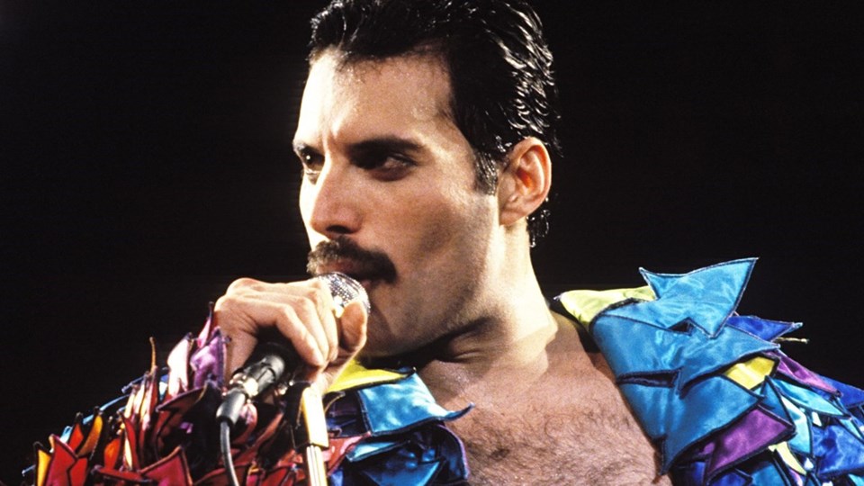 Rock efsanesi Queen müzik listelerinde rekor kırdı - 1