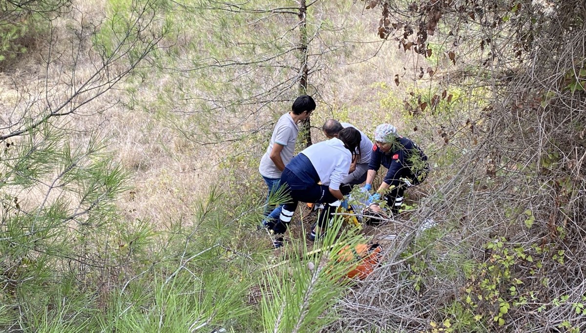 Sakarya'da şarampole devrilen motosikletin sürücüsü yaralandı