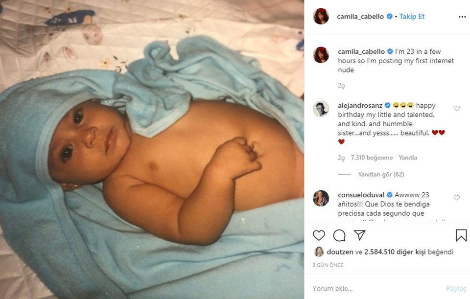 Cabello yine doğum gününde ilk çıplak paylaşımım notuyla çocukluk fotoğrafını yayınladı