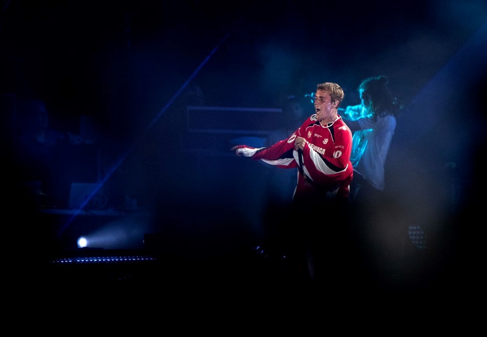 Justin Bieber iptal çağrılarına rağmen Suudi Arabistan'da konser verdi - 4