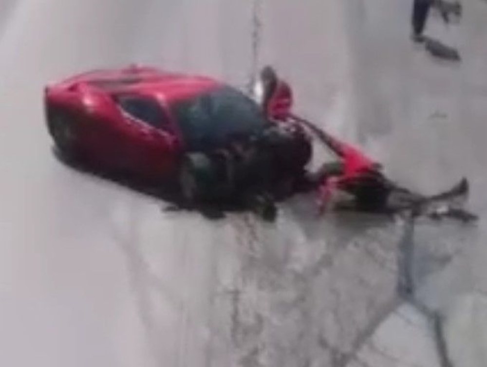 Herkes Ferrari kazasını konuşuyor... Aracın bedelini kim ödeyecek? Tamirci Hakan Yılmaz açıkladı - 4