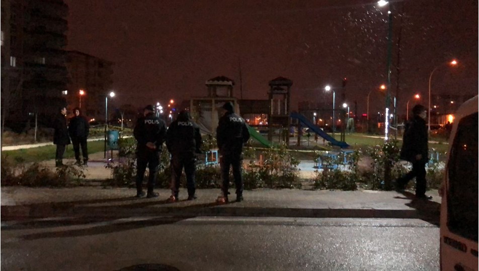 Kadın hakim, parkta iple asılı halde ölü bulundu