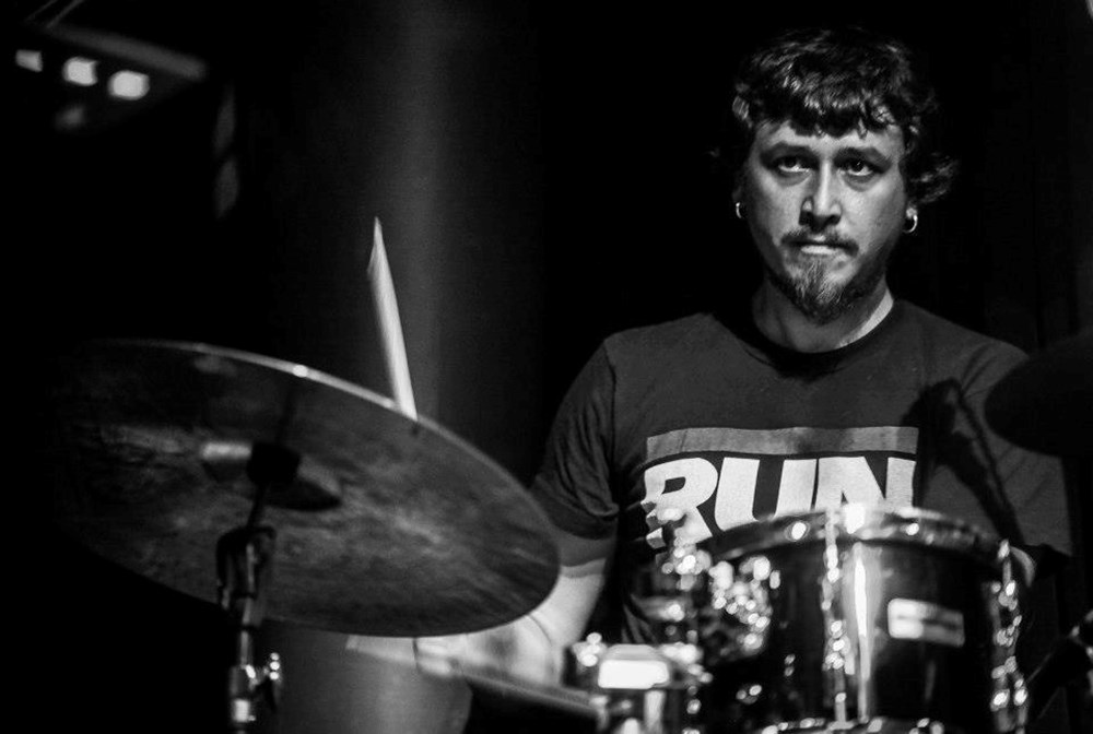 "Caz yapma" diyen topluma caz yapmak!