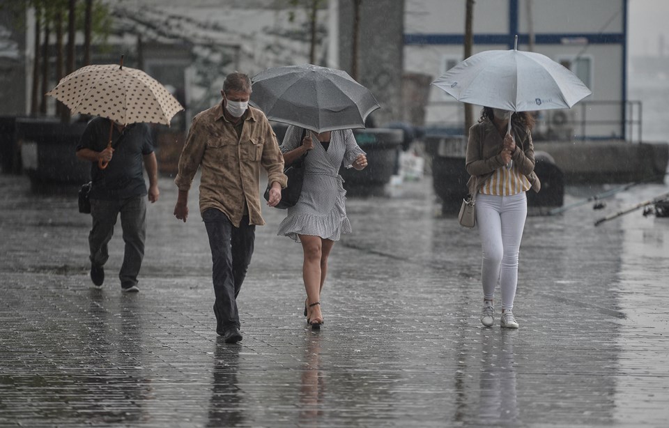 Marmara ve Ege için 'kuvvetli yağış' ve 'fırtına' uyarısı - 1