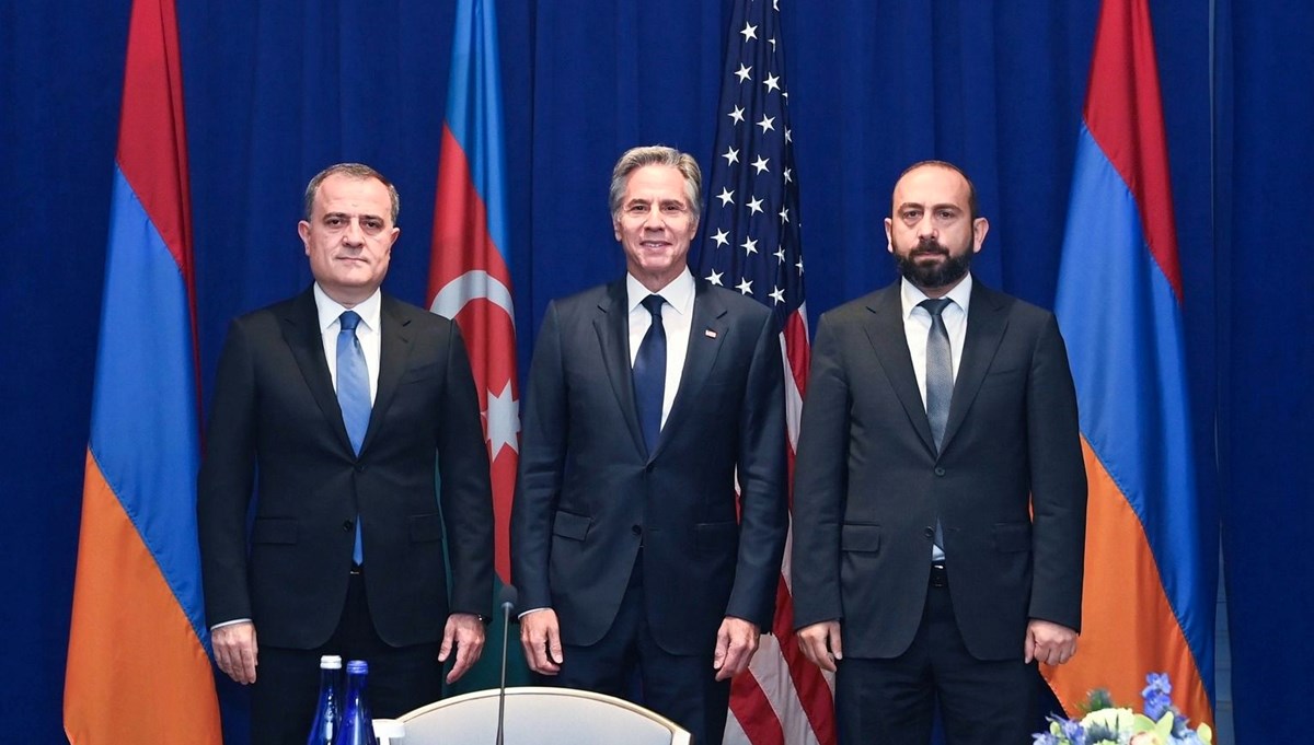 ABD, Azerbaycan ve Ermenistan dışişleri bakanları New York'ta görüştü ABD, Azerbaycan ve Ermenistan dışişleri bakanları New York'ta görüştü