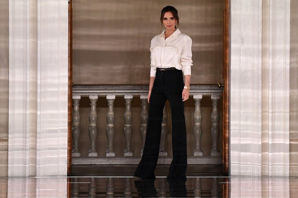 Victoria Beckham'dan pandemi çözümü: Evde kıyafet dene dönemi - 2