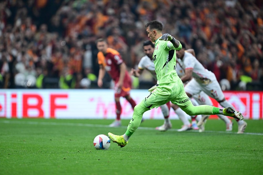 Muslera için beklenmedik gelişme: Uruguay'a dönecek derken sürpriz - 5