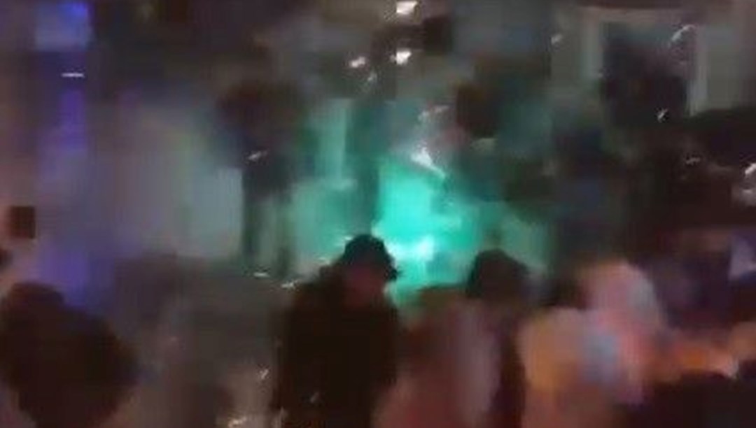 Asker eğlencesinde hava fişek patladı