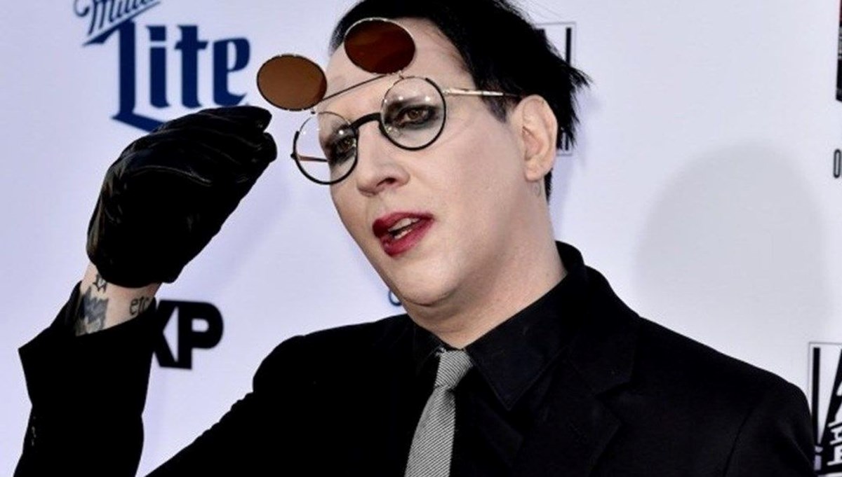 Cinsel saldırı suçlamasıyla yargılanan Marilyn Manson'ın evine polis baskını