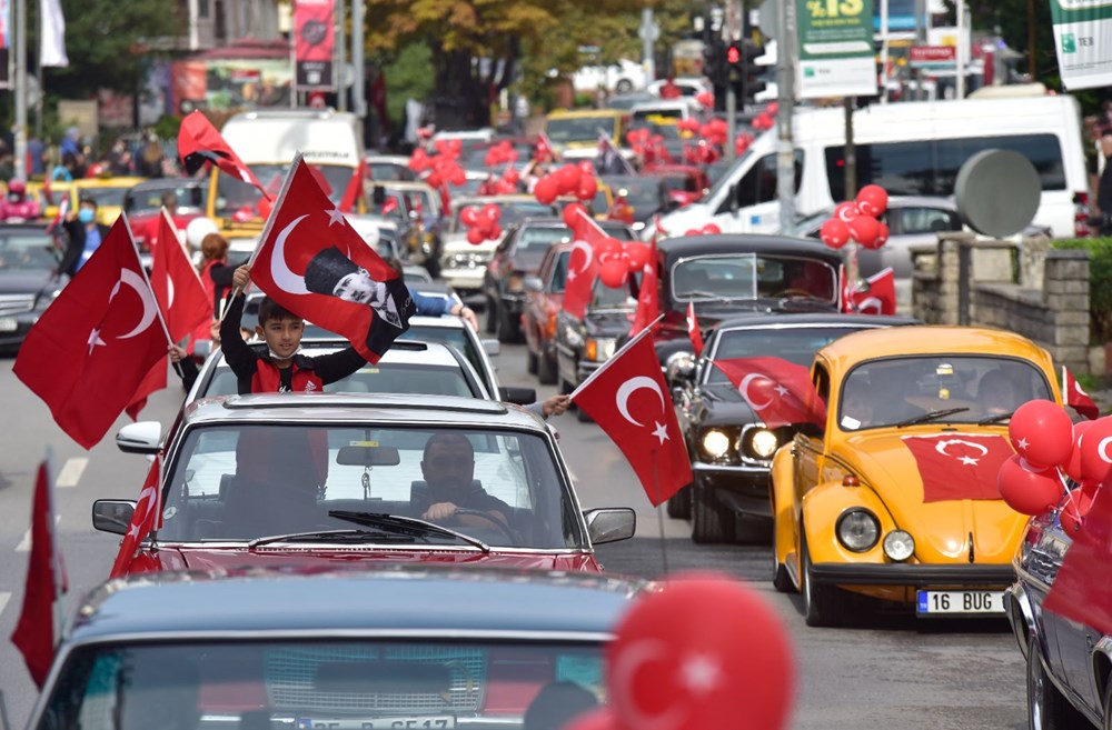 Kadıköy'de klasik otomobillerden Cumhuriyet Konvoyu - 5