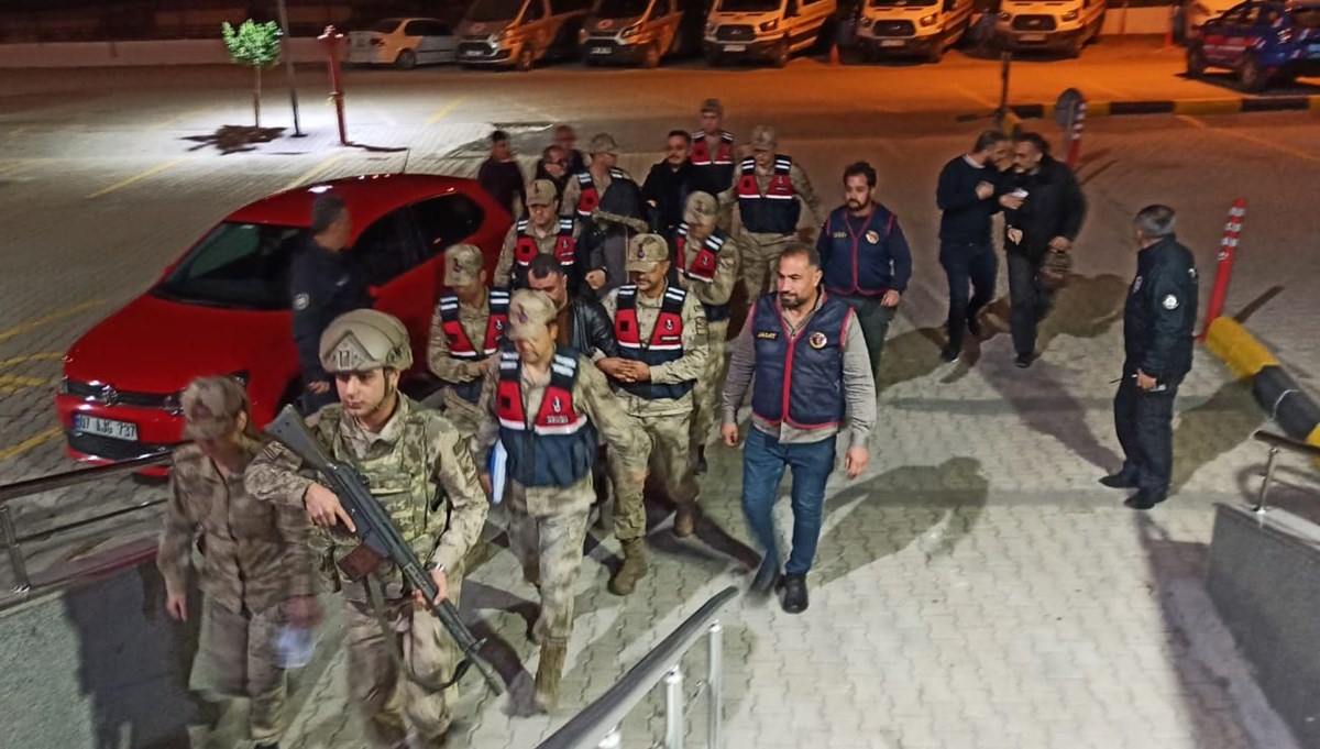 Anne ve 3 çocuğunun öldüğü olayında iki kişiye tutuklama Anne ve 3 çocuğunun öldüğü olayında iki kişiye tutuklama