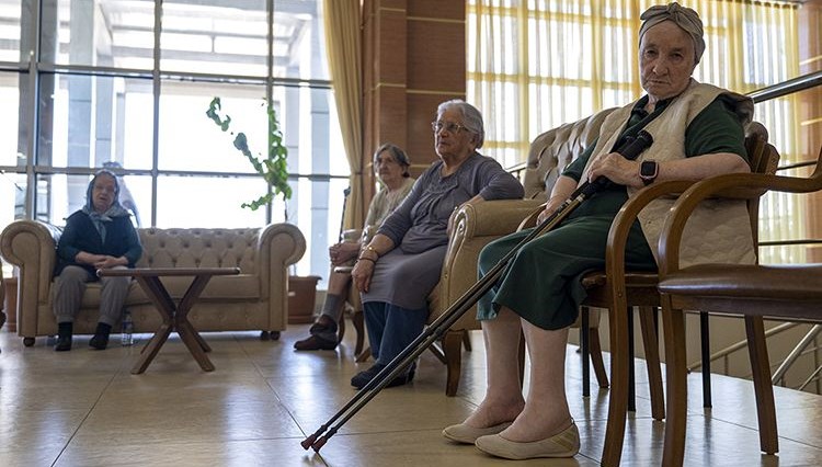 Devlete ait huzurevi fiyatlar�na zam yap�ld�