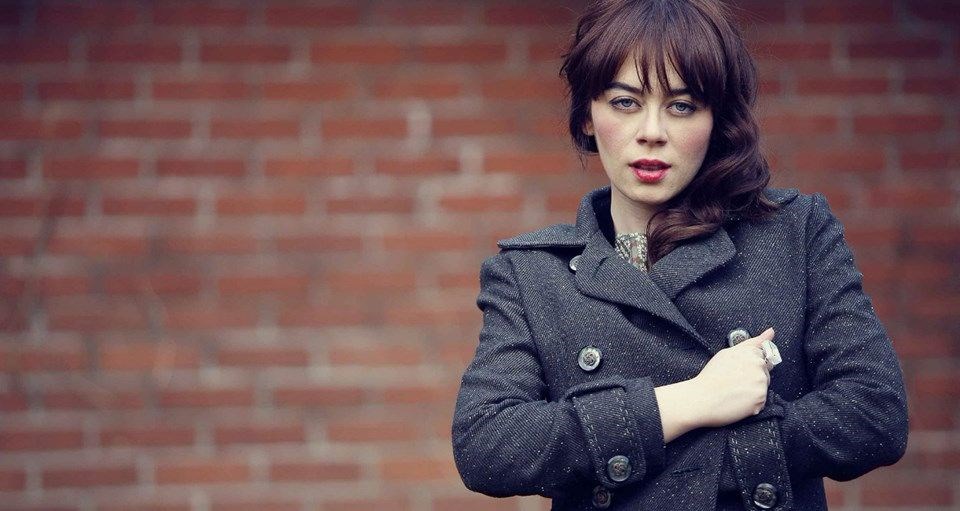 demet evgar kendiyle barisik insan