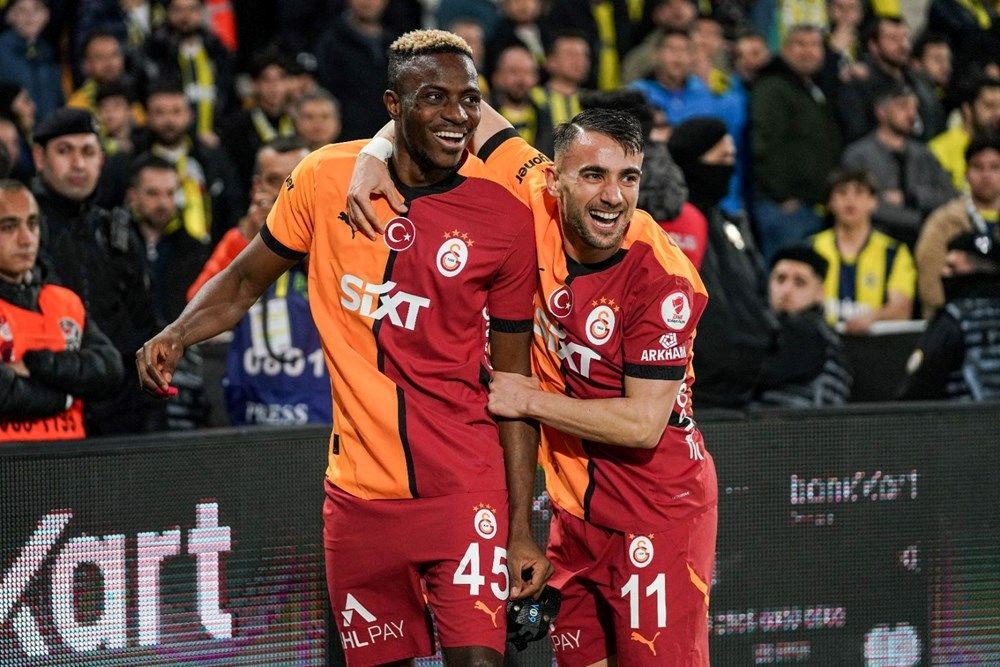 Osimhen'in menajeri herkesin merak ettiği soruyu yanıtladı: Galatasaray'da kalma ihtimali var mı? 75 7u4g TM8Y0mR2KVTtOW3ug