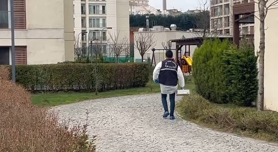 İstanbul'da baba ve üç çocuğu evde ölü bulundu - 1