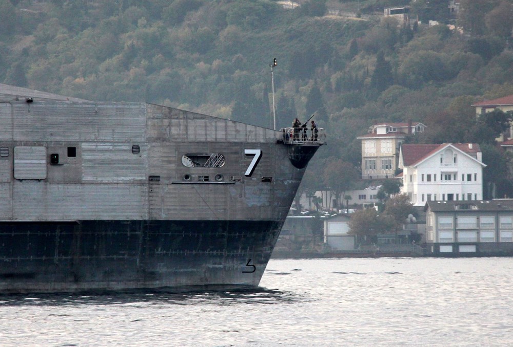ABD gemisi Boğaz'dan böyle geçti - 5