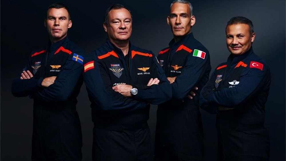 Deney çalışmalarında üçüncü gün, Türkiye'nin ilk astronotu Alper Gezeravcı, güne yeni deneylerle başladı - 2