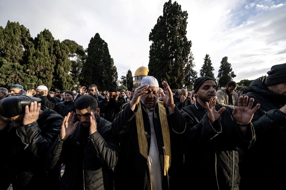 Mescid-i Aksa'da bayram sabahı | 60 bin Müslüman namaz kıldı - 9