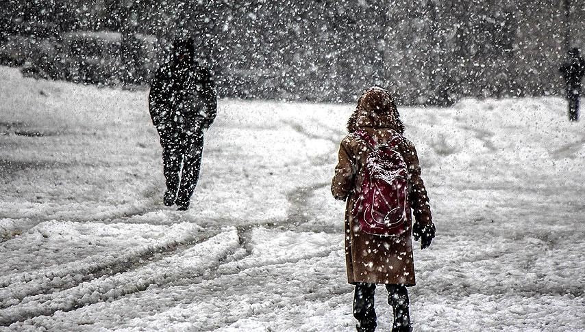 İstanbul'da pazartesi okullar tatil mi? Vali Davut Gül'den açıklama