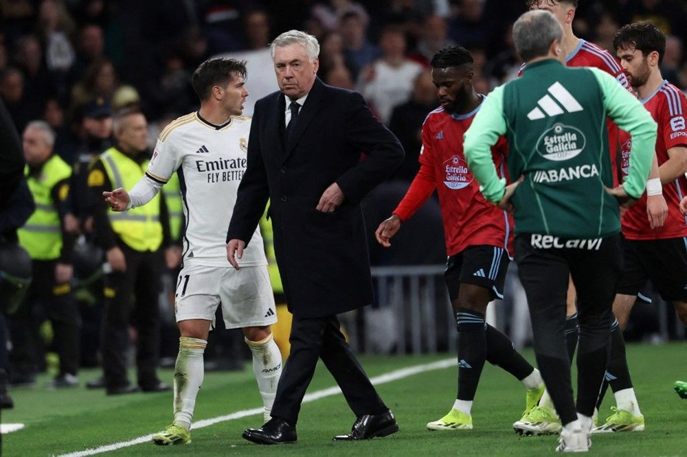 Arda Güler, Real Madrid'de ilk gölünü attı: Ancelotti'den övgü 8 Arda Güler, Real Madrid'de ilk gölünü attı: Ancelotti'den övgü - 9