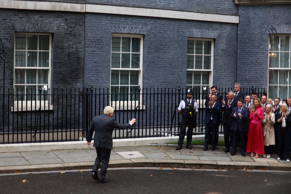 Boris Johnson 10 Numara'ya veda etti - 3