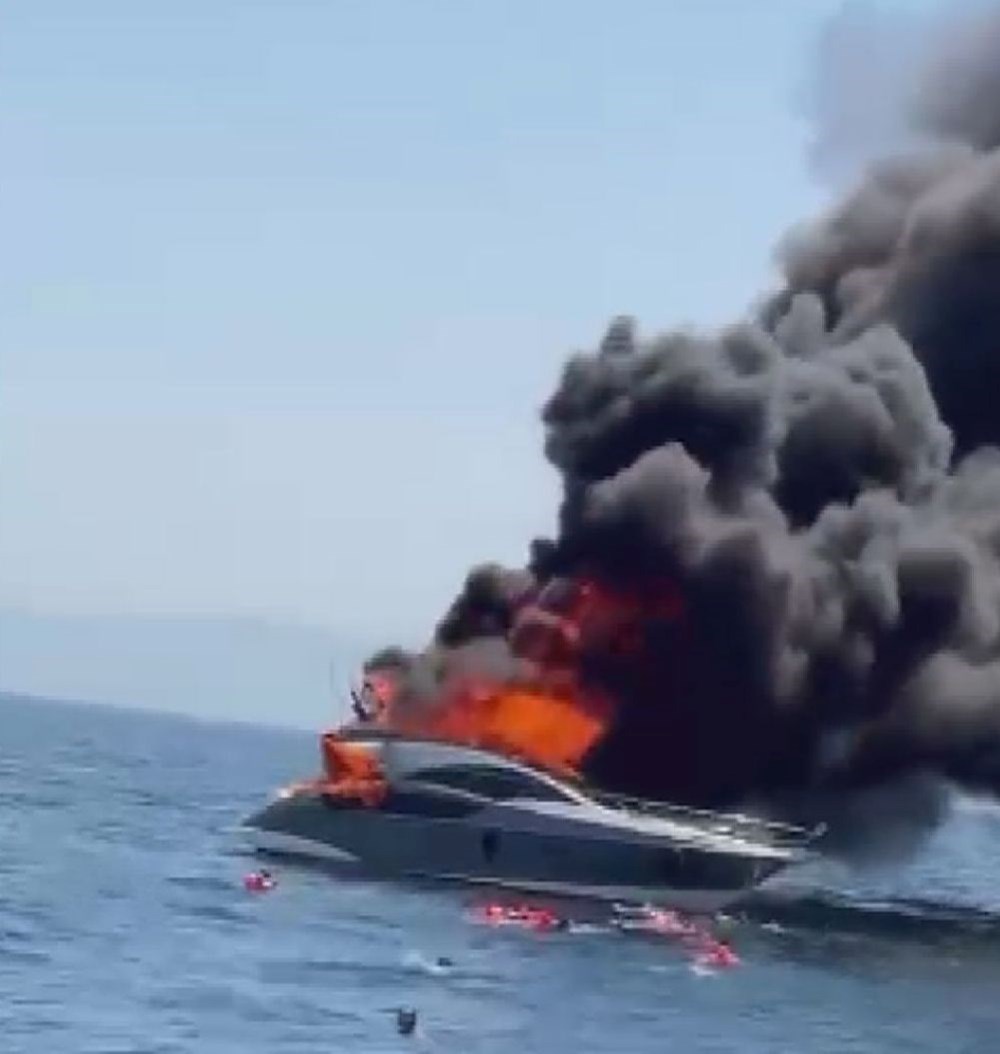 Kınalıada açıklarında tekne yangını - 3