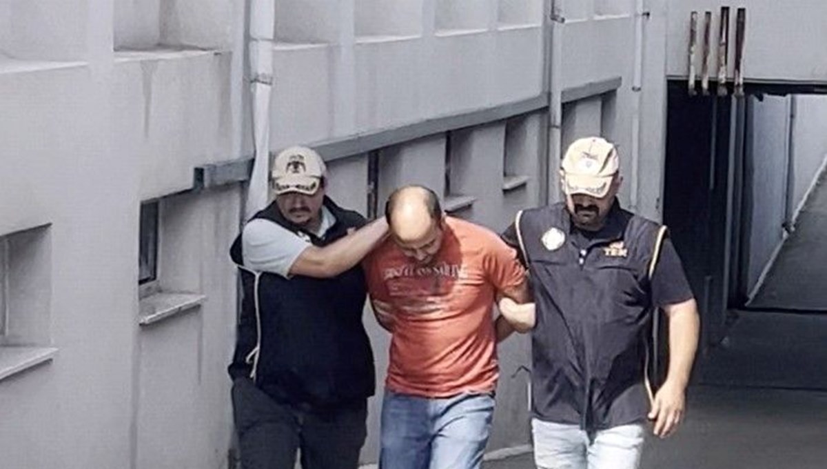 Adana'da firari FETÖ hükümlüsü yakalandı Adana'da firari FETÖ hükümlüsü yakalandı