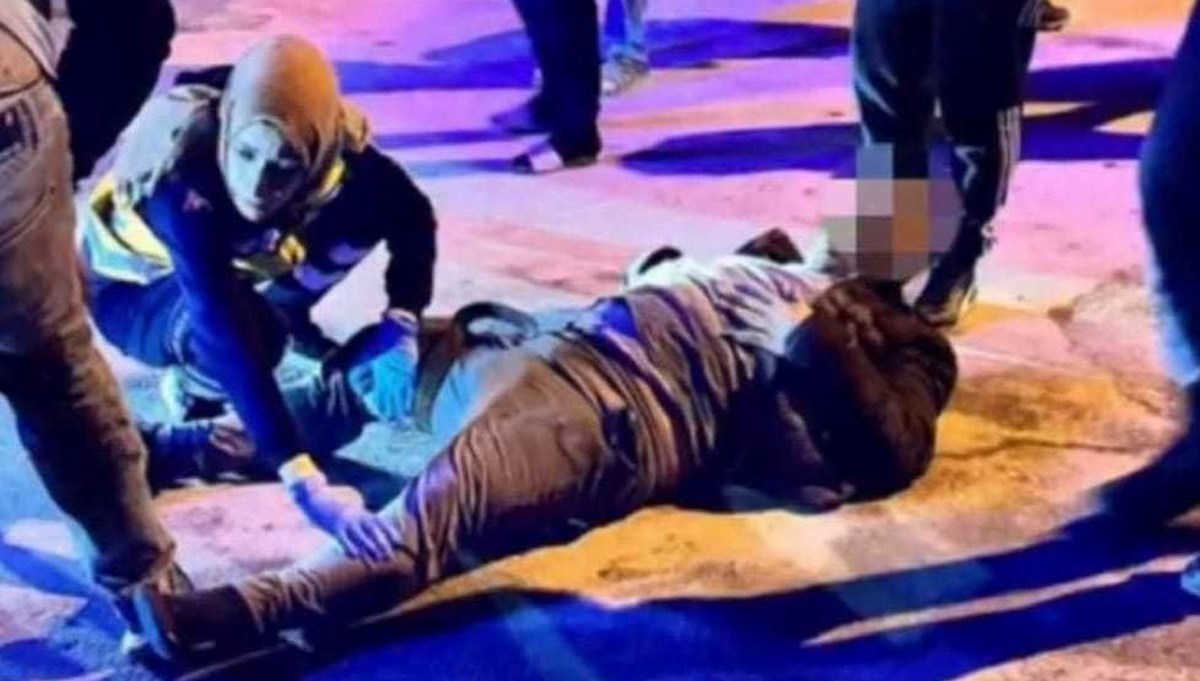Malatya’da kardeşlerin silahlı kavgası: Üç yaralı Malatya’da kardeşlerin silahlı kavgası: Üç yaralı