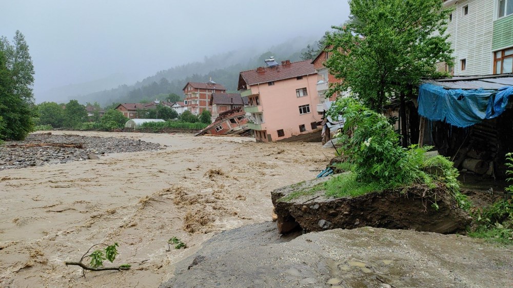 İl il sel bilançosu: Köprüler yıkıldı, evler sular altında kaldı - 30