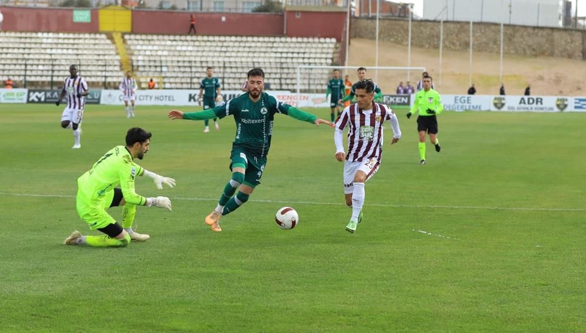 Bandırmaspor'dan farklı tarife: Giresunspor'u 6-0 yendi Bandırmaspor'dan farklı tarife: Giresunspor'u 6-0 yendi