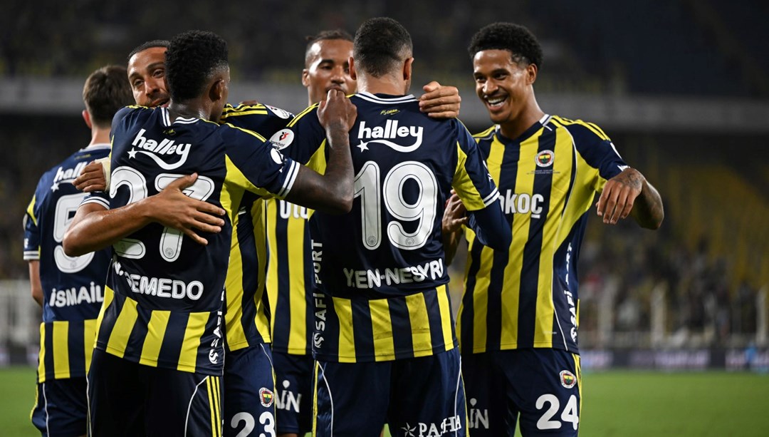 Fenerbahçe, Kasımpaşa deplasmanında moral arayacak: Tedesco bir ilki yaşayacak
